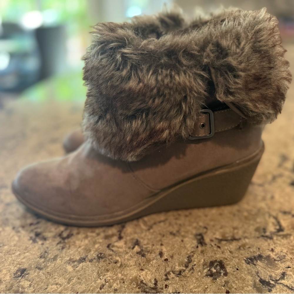 Ash color ankle boots